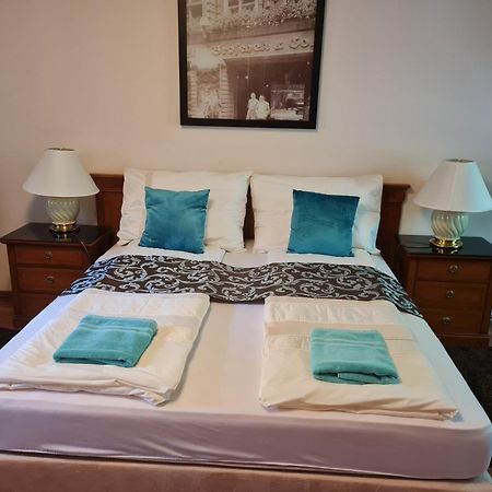 Toroes Panzio Bed & Breakfast Szabolcs Dış mekan fotoğraf