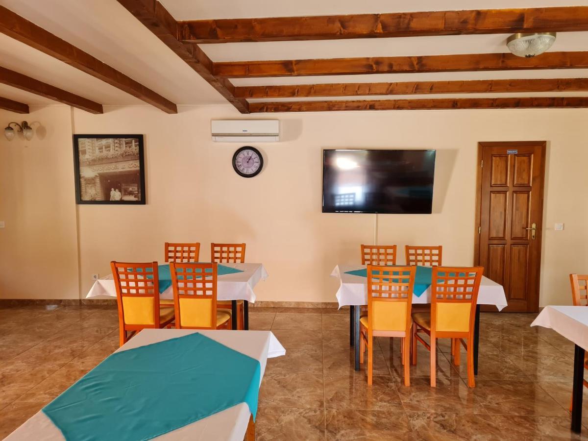 Toroes Panzio Bed & Breakfast Szabolcs Dış mekan fotoğraf